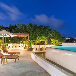 https://quinta-margarita-suites.allrivieramayahotels.com